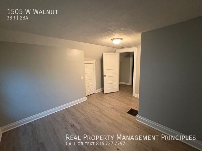 Building Photo - 1505 W Walnut St