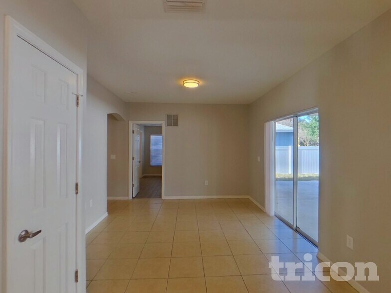 Building Photo - 11008 Newbridge Dr