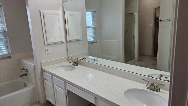Building Photo - 23510 Stratsborough Dr