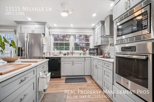 Building Photo - 13115 Melville Ln