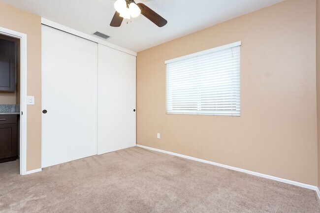 Building Photo - Beautiful Home in Mira Mesa