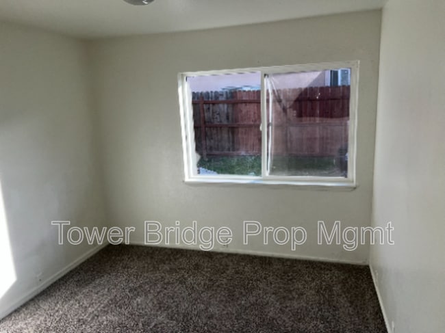 Building Photo - 2740 Crosby Way