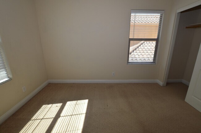 Building Photo - 126 La Tourette Ct