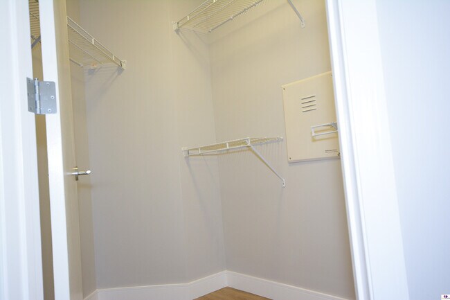 Building Photo - 1100 Wilshire Blvd