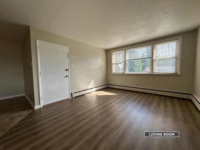 Building Photo - 4301 Ashburner St