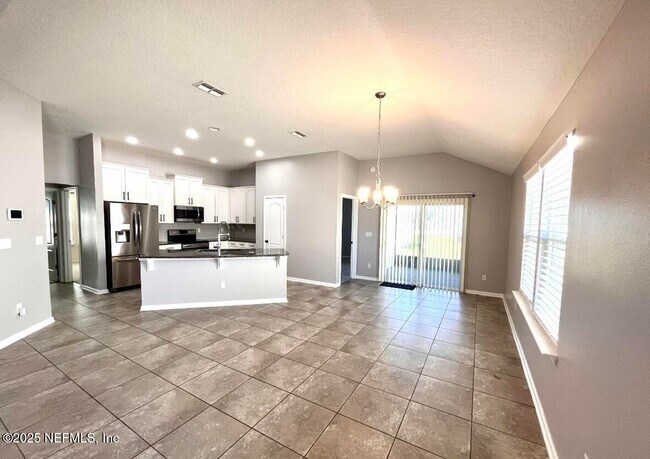 Building Photo - 15702 Chir Pine Dr