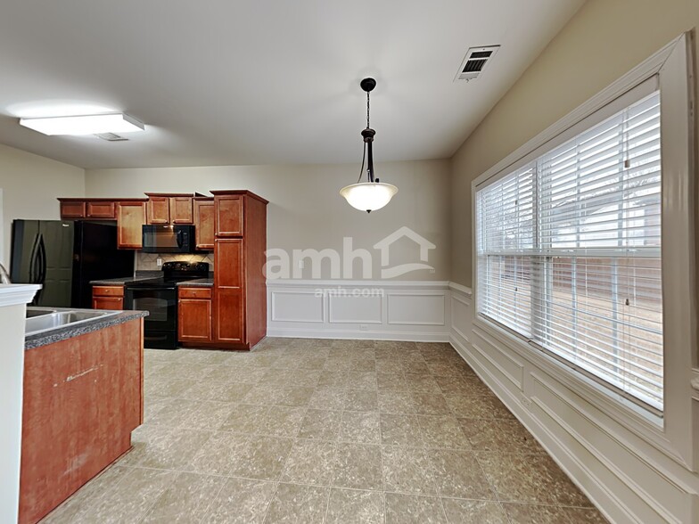 Building Photo - 5231 Apple Grove Rd
