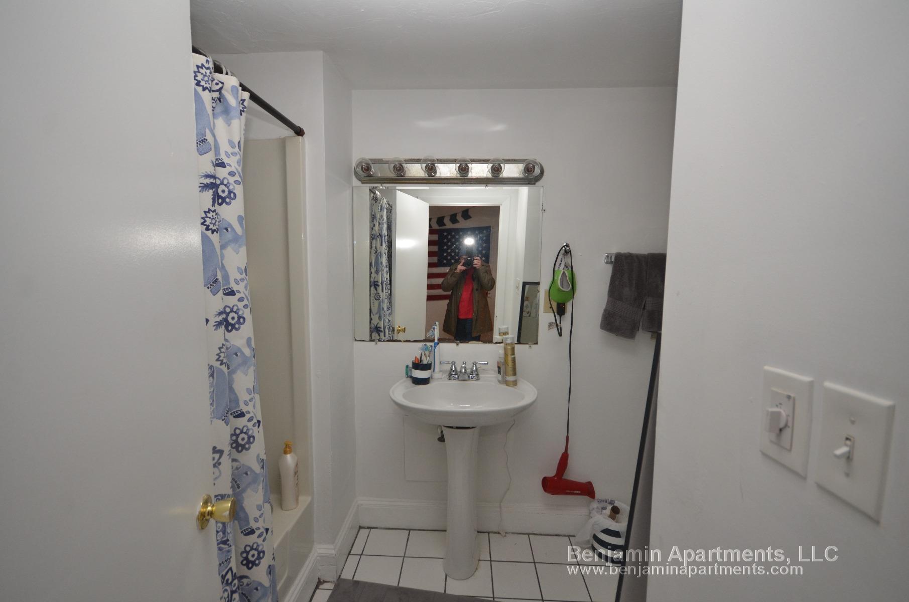 Building Photo - 878 Huntington Ave