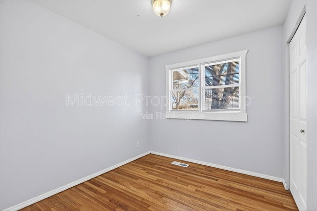 Building Photo - 1540 Aspen Dr