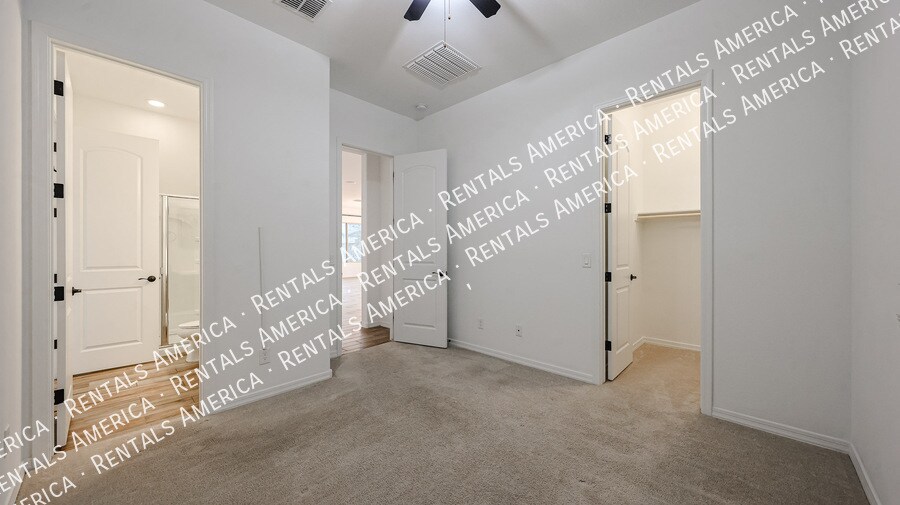 Building Photo - 19060 Rancho Dr