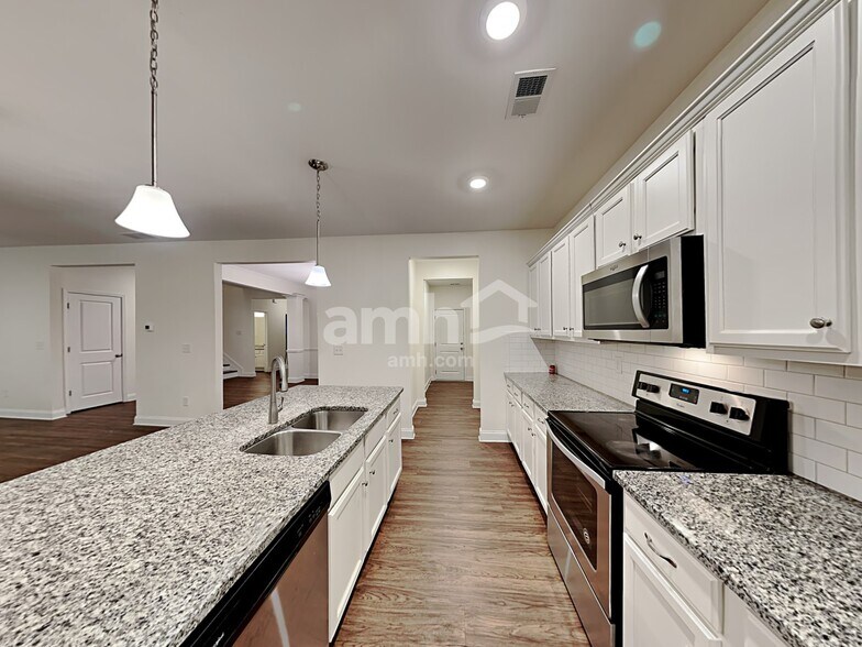 Building Photo - 1362 Weatherbrook Cir