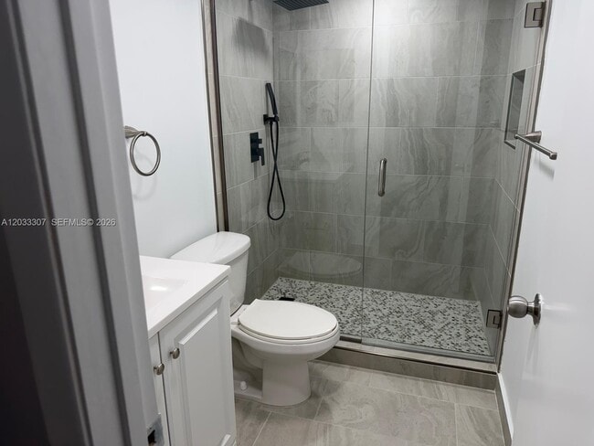 Building Photo - 4261 W Palm Aire Dr