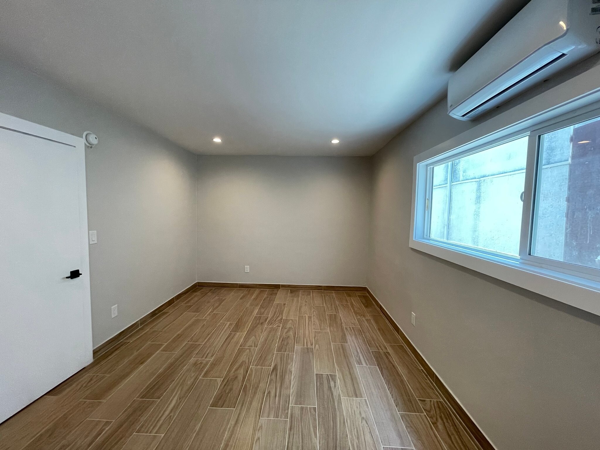 Building Photo - 20301 Cohasset St