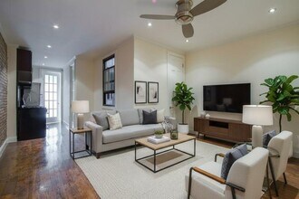 Building Photo - 70 W 128th St