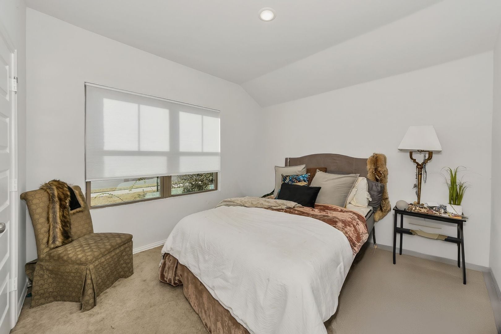 Building Photo - 2213 Pacific Ave