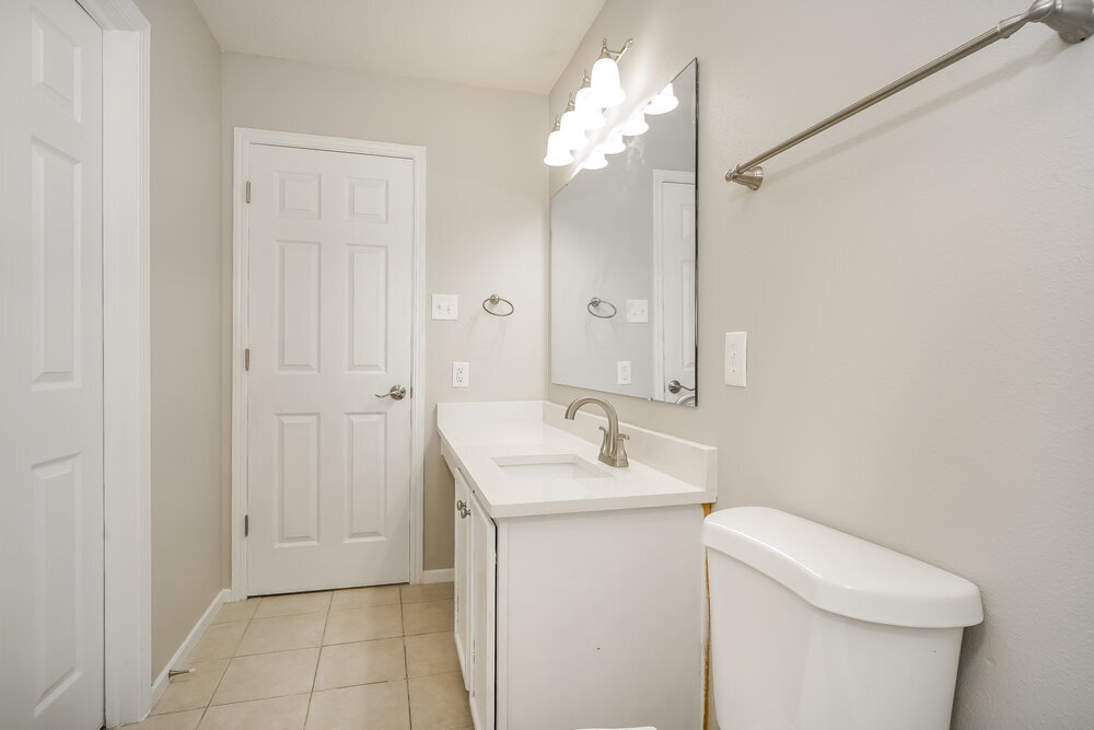 Building Photo - 8117 Retreat Ln