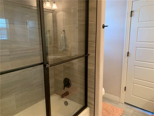 Building Photo - 3203 SW Joshua Ave