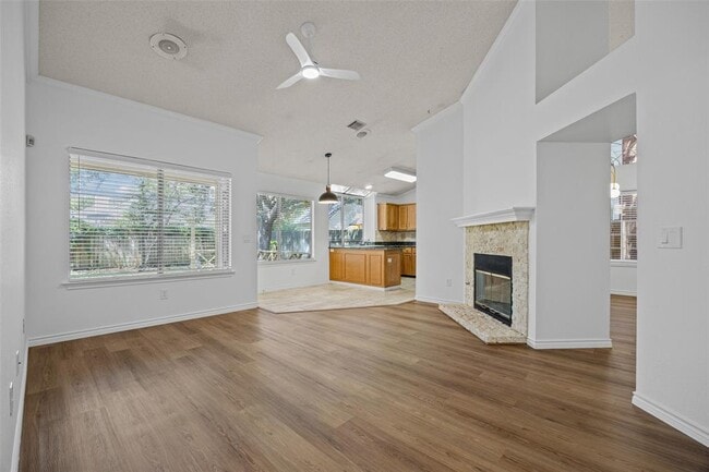 Building Photo - 8417 Cornerwood Dr