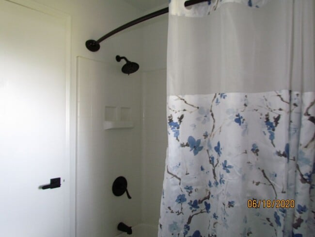 Building Photo - Roommate Needed for 3 Bed Home Close to Bo...