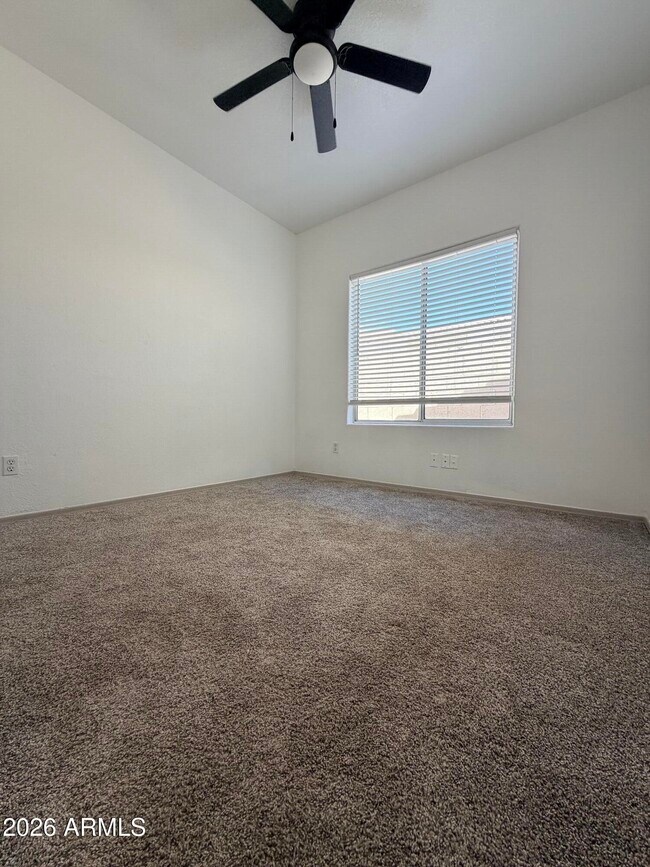 Building Photo - 5215 W Tonopah Dr