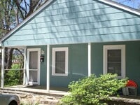 Building Photo - Location Location Location! 1br duplex on McCauley St. just blocks to UNC, close to campus!