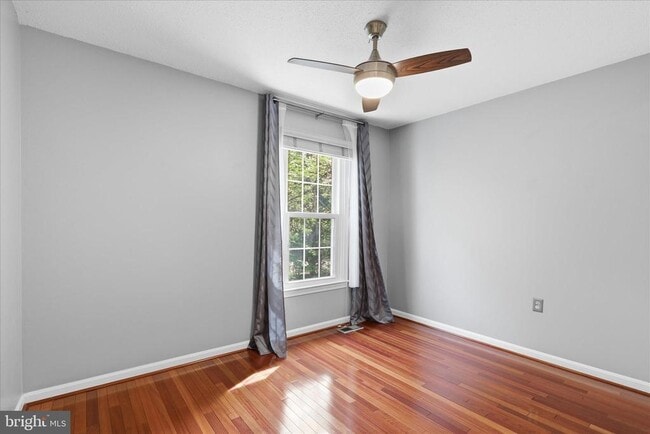 Building Photo - 7211 Squirrel Run Ct