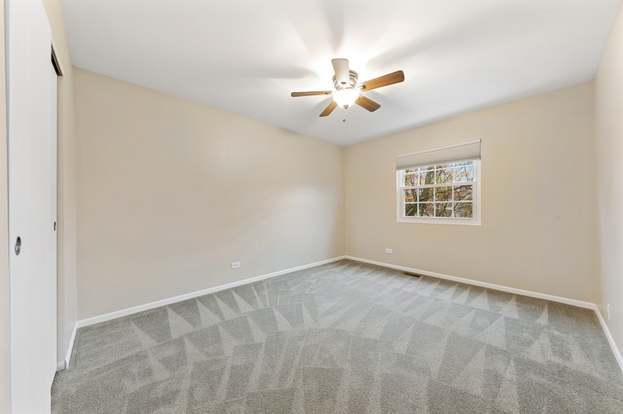 Building Photo - 420 Ascot Ln