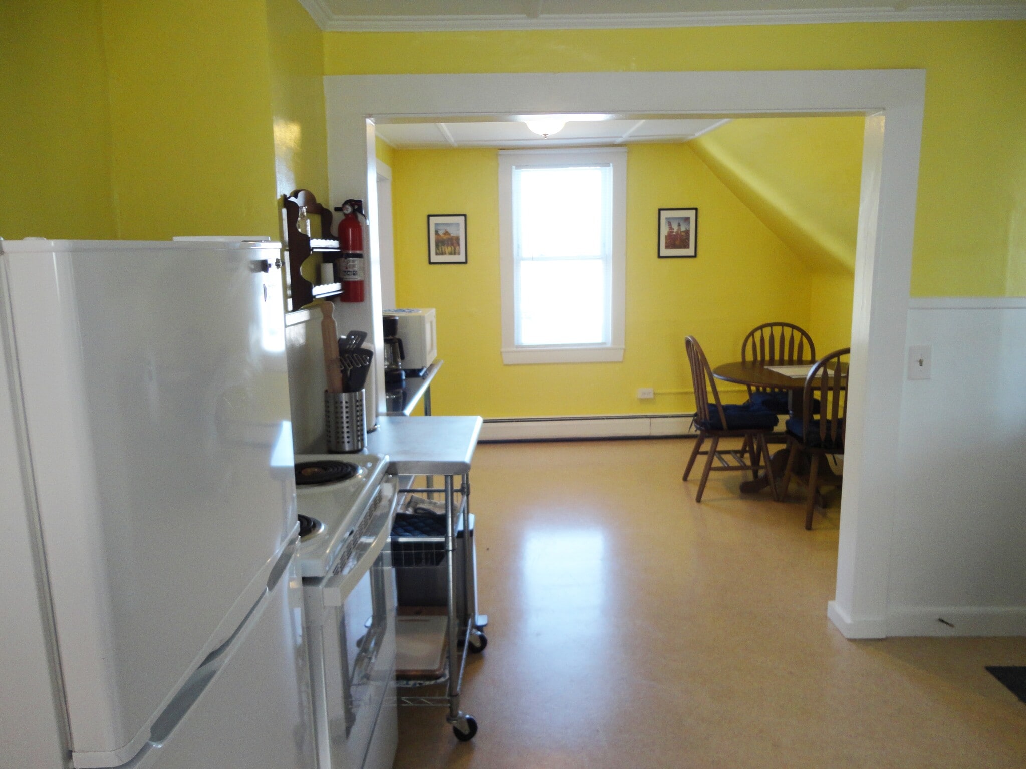 Building Photo - 8 Russell St