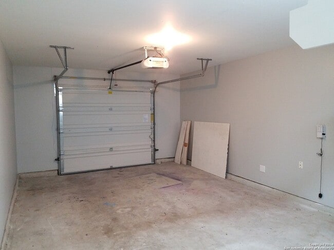 Building Photo - 11459 Coral Canyon