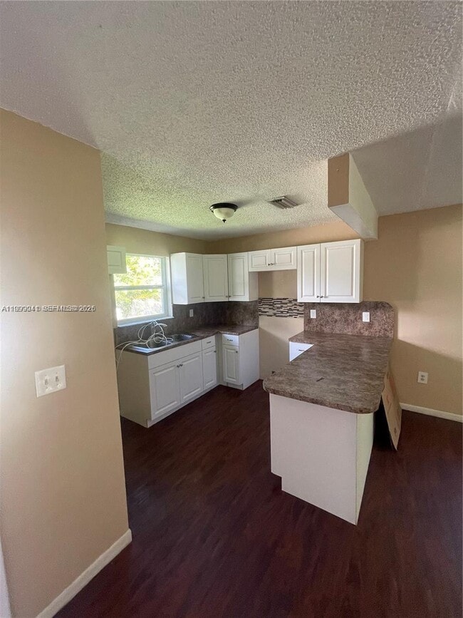 Building Photo - 3266 William Ave