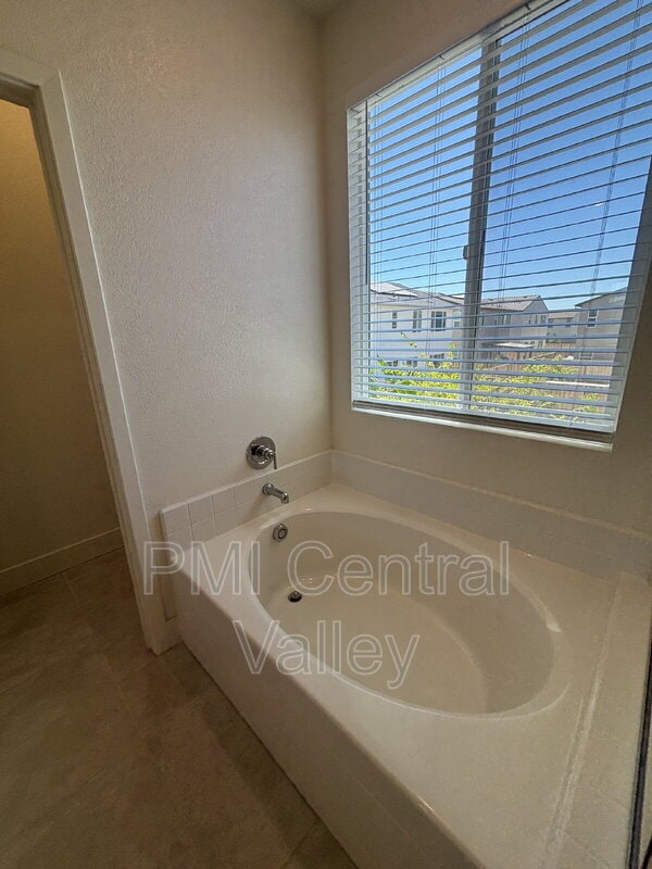 Building Photo - 3226 Tibidabo St
