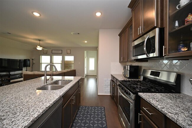 Building Photo - 8210 Vida Costa Dr