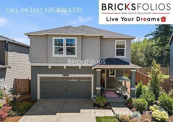 Building Photo - Captivating 5-Bedroom Home with Exceptional Features in Port Orchard.