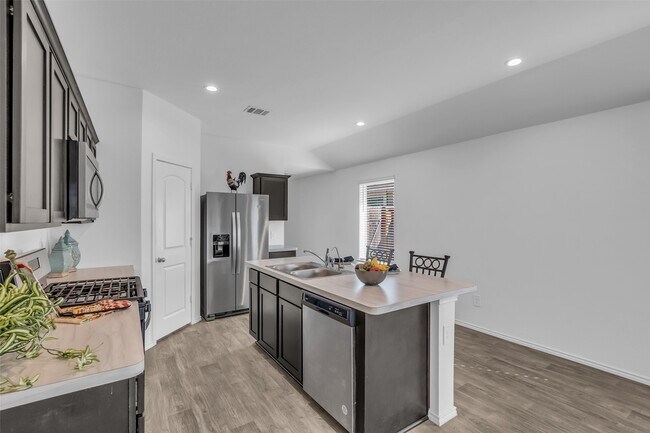 Building Photo - 14129 Upper Gardenia Ln