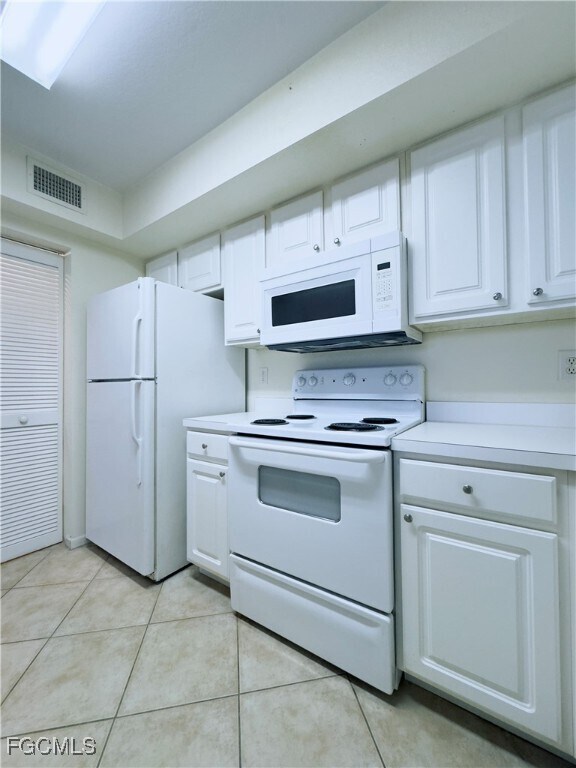 Building Photo - 4122 Residence Drive