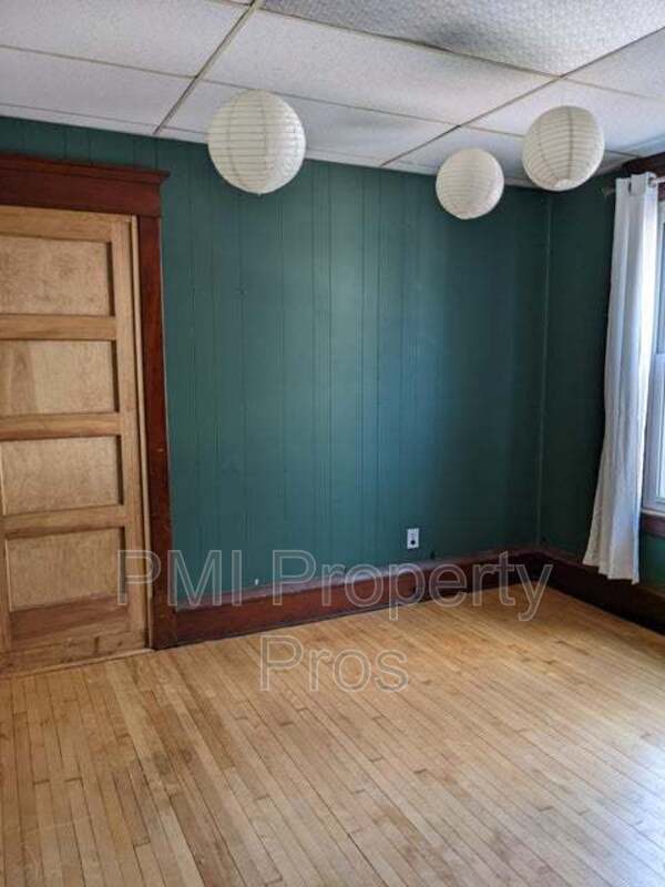 Building Photo - 3014 N 2nd St