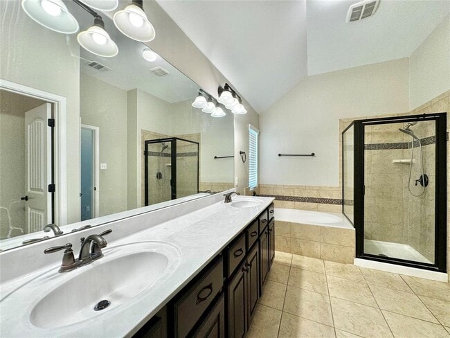 Building Photo - 4207 Oldenburg Ln