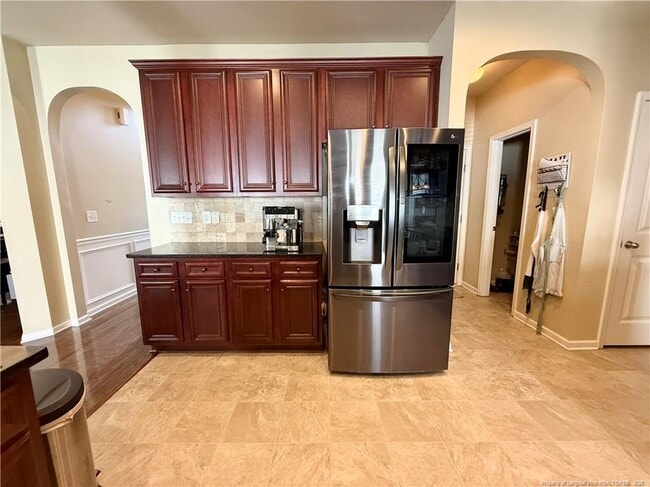 Building Photo - 642 Regimental Dr