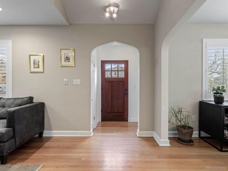 Building Photo - 2809 N Raleigh St