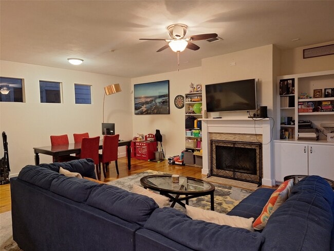 Building Photo - 5207 Cornish St