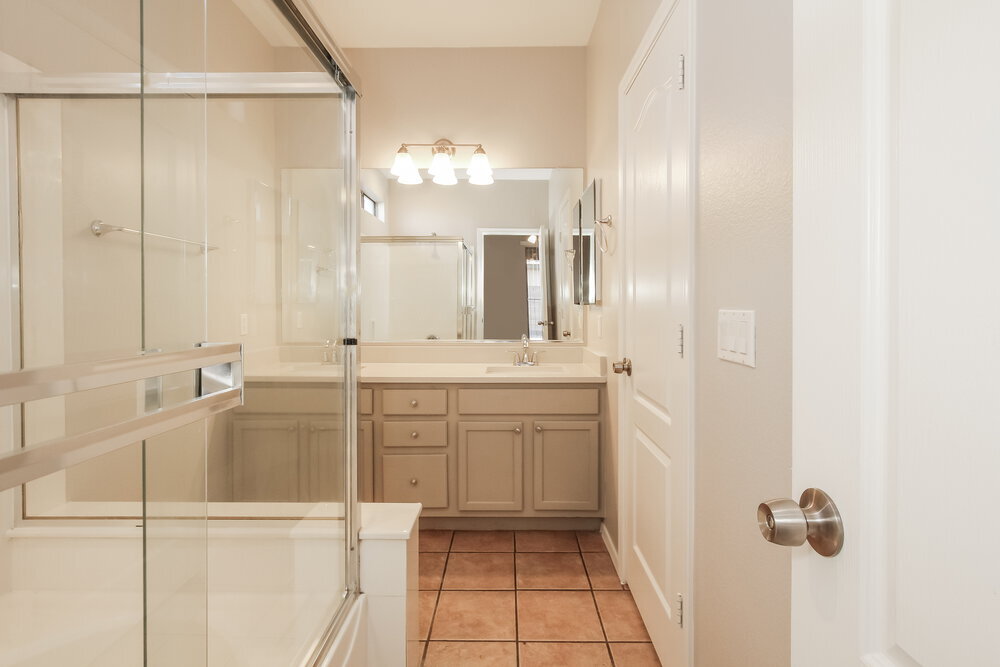 Building Photo - 8713 N 58th Ln