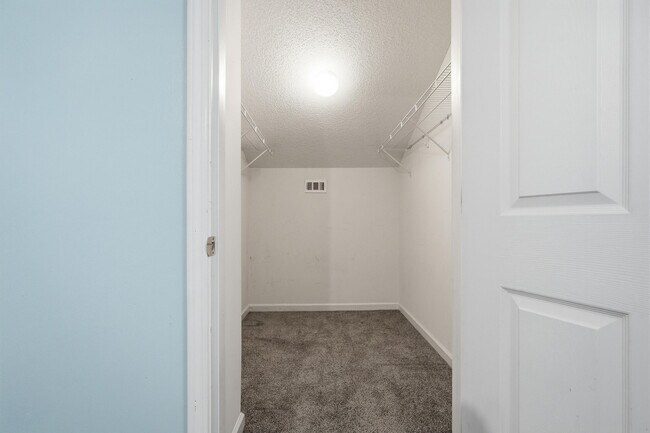 Building Photo - 357 Timber Wind Dr