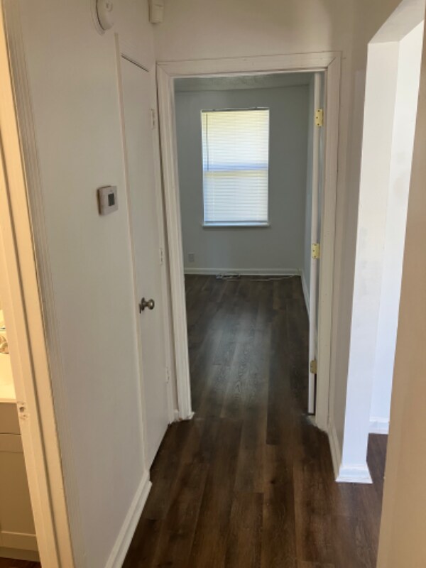 Building Photo - 2835 Vista Ln