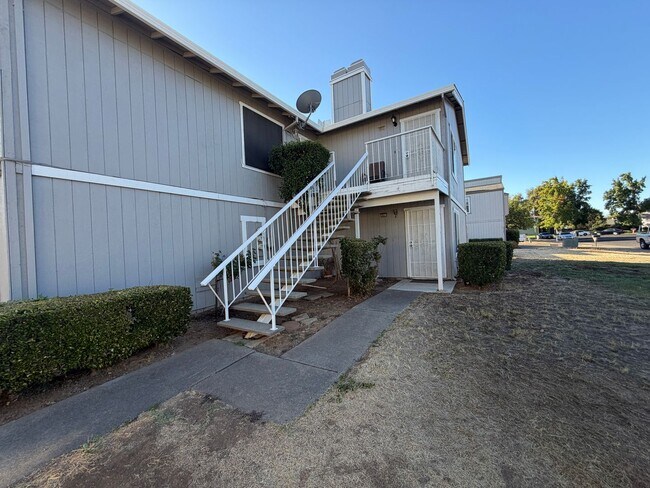 Building Photo - 8935 Rancho Grande Ct