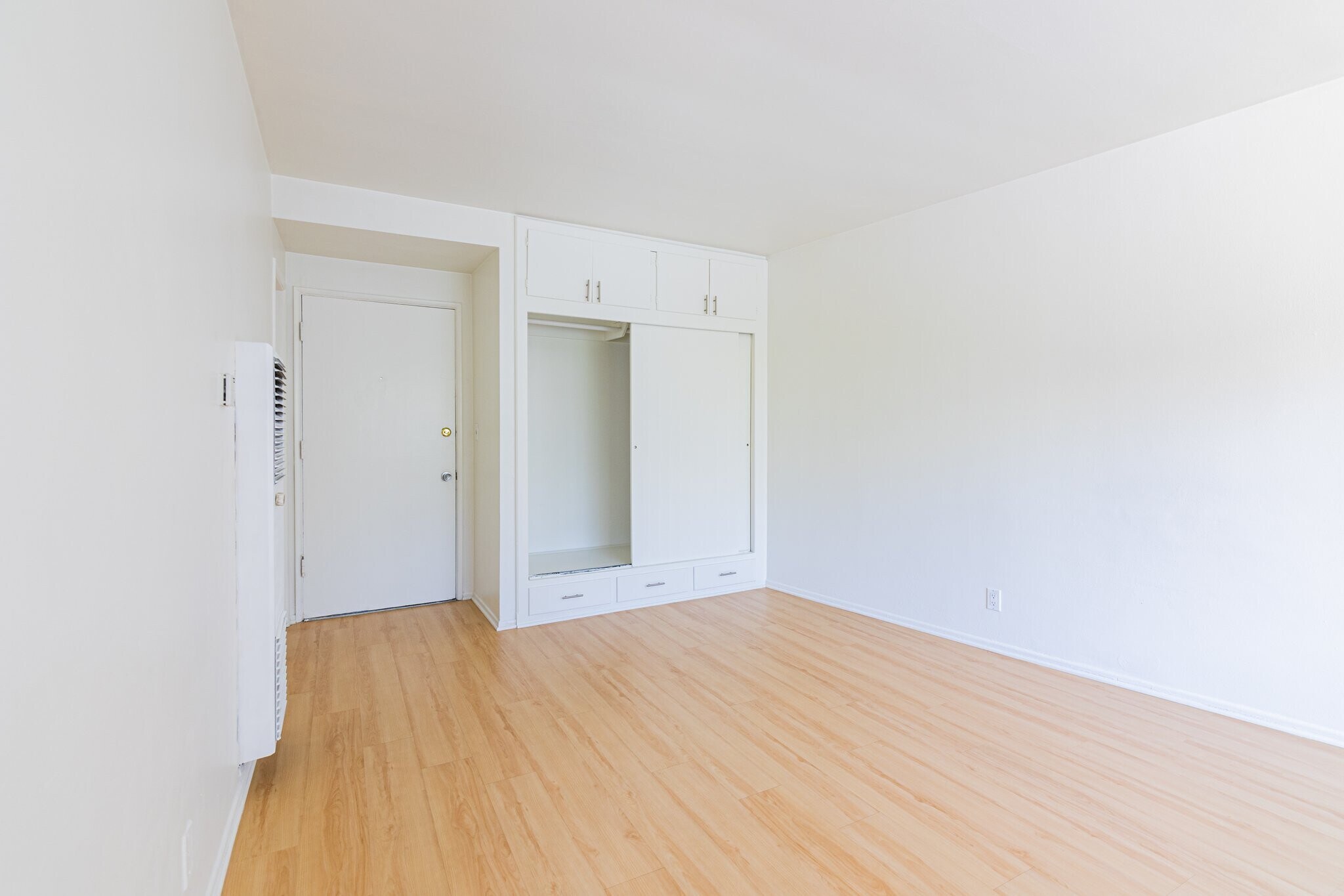 Building Photo - 667-669-669 Levering Ave