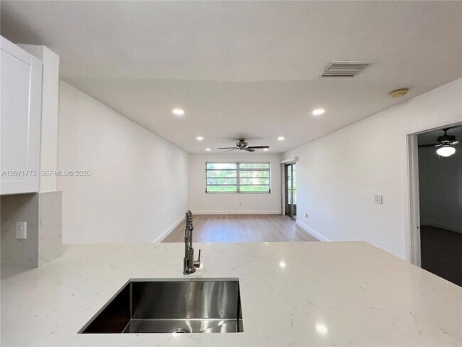 Building Photo - 15665 SW 82nd Cir Ln