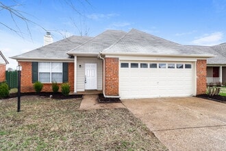 Building Photo - 8399 Bridge Creek Dr