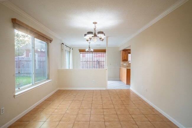 Building Photo - 4219 Meadowchase Ln