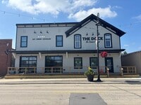 Building Photo - 11116 Front St