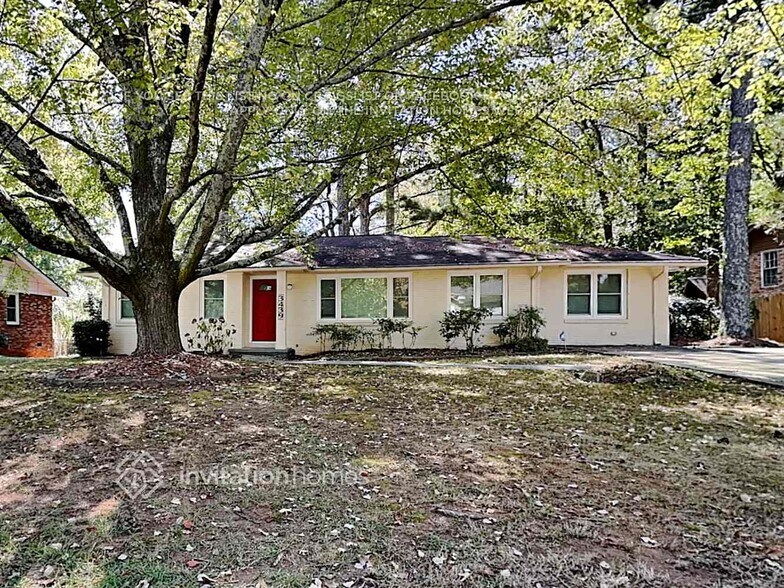Primary Photo - 3439 Alcan Way